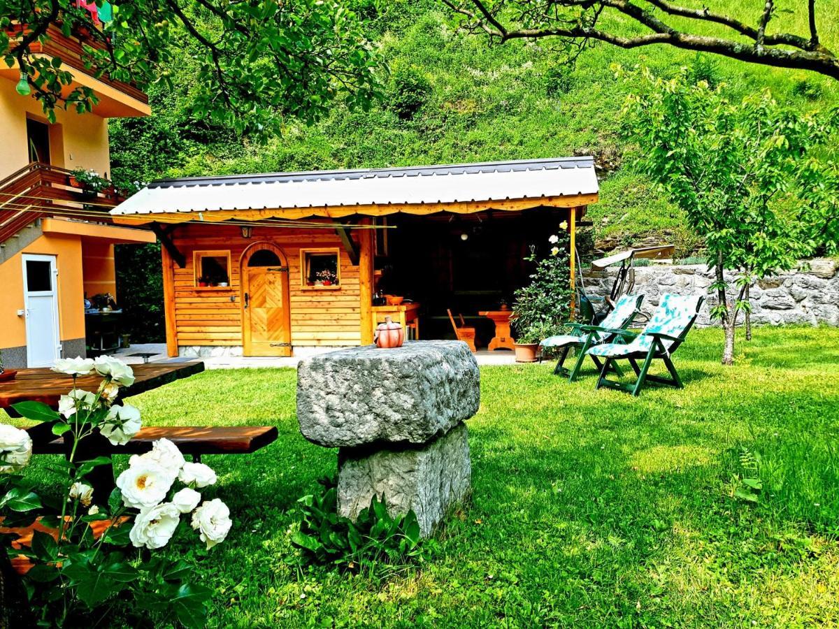 Apartment And Garden House Among The Mountains Podbrdo Exterior photo